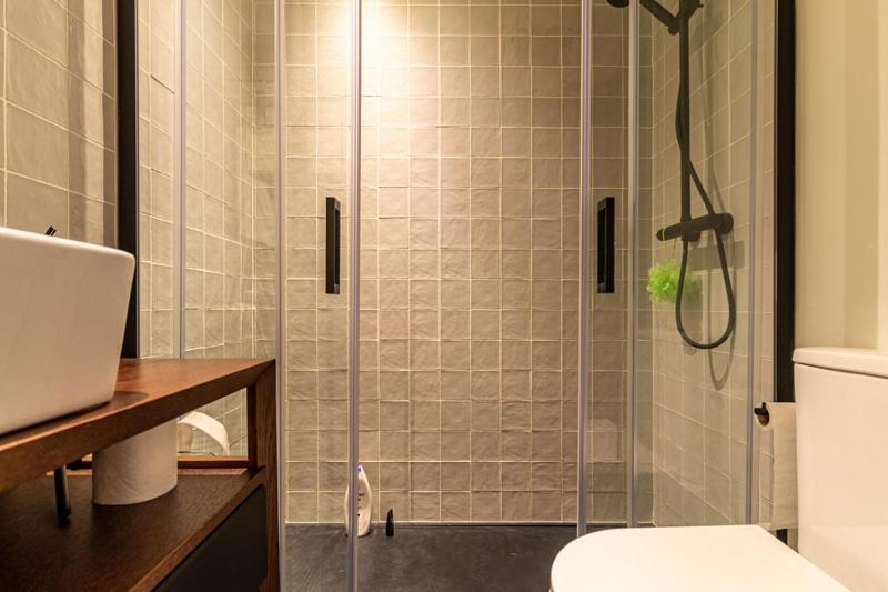 Realbites Accommodations มาดริด ภายนอก รูปภาพ